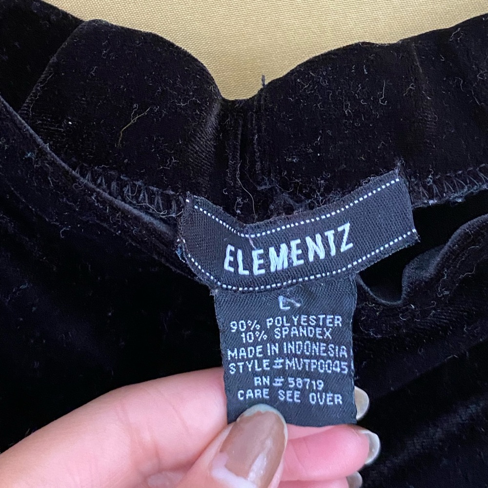 Nostalgia Collection 🌞 - Picture 3 of 4